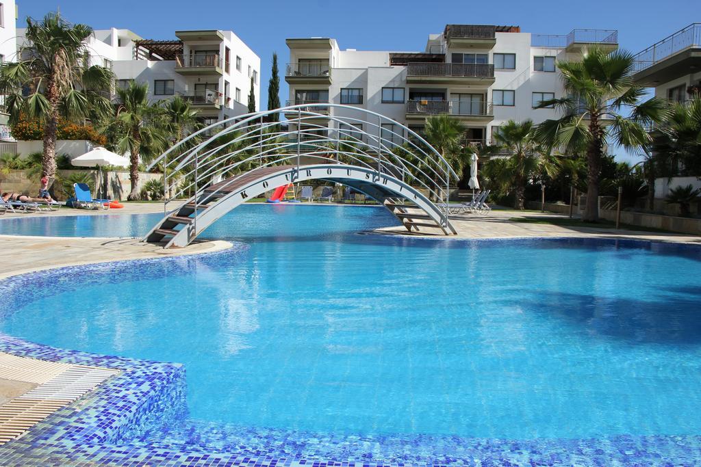 Appartamento Danaos Pool View Paphos Esterno foto